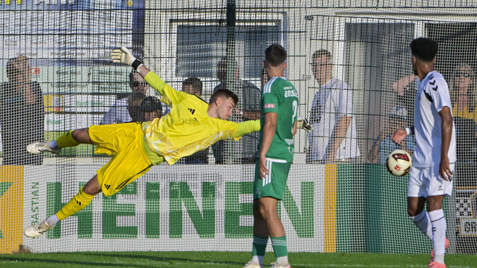Kein Sieg, kein Bier, kaum Schlaf: Die Folgen des 0:4 für die SpVgg ...