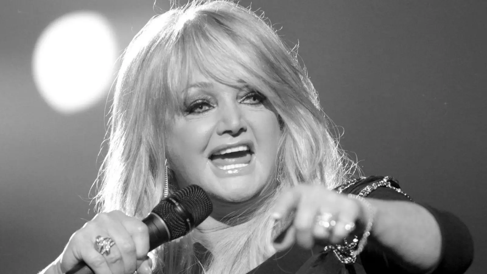 Sängerin Bonnie Tyler ist gestorben. (Archivbild) (Foto: Jörg Carstensen/dpa)