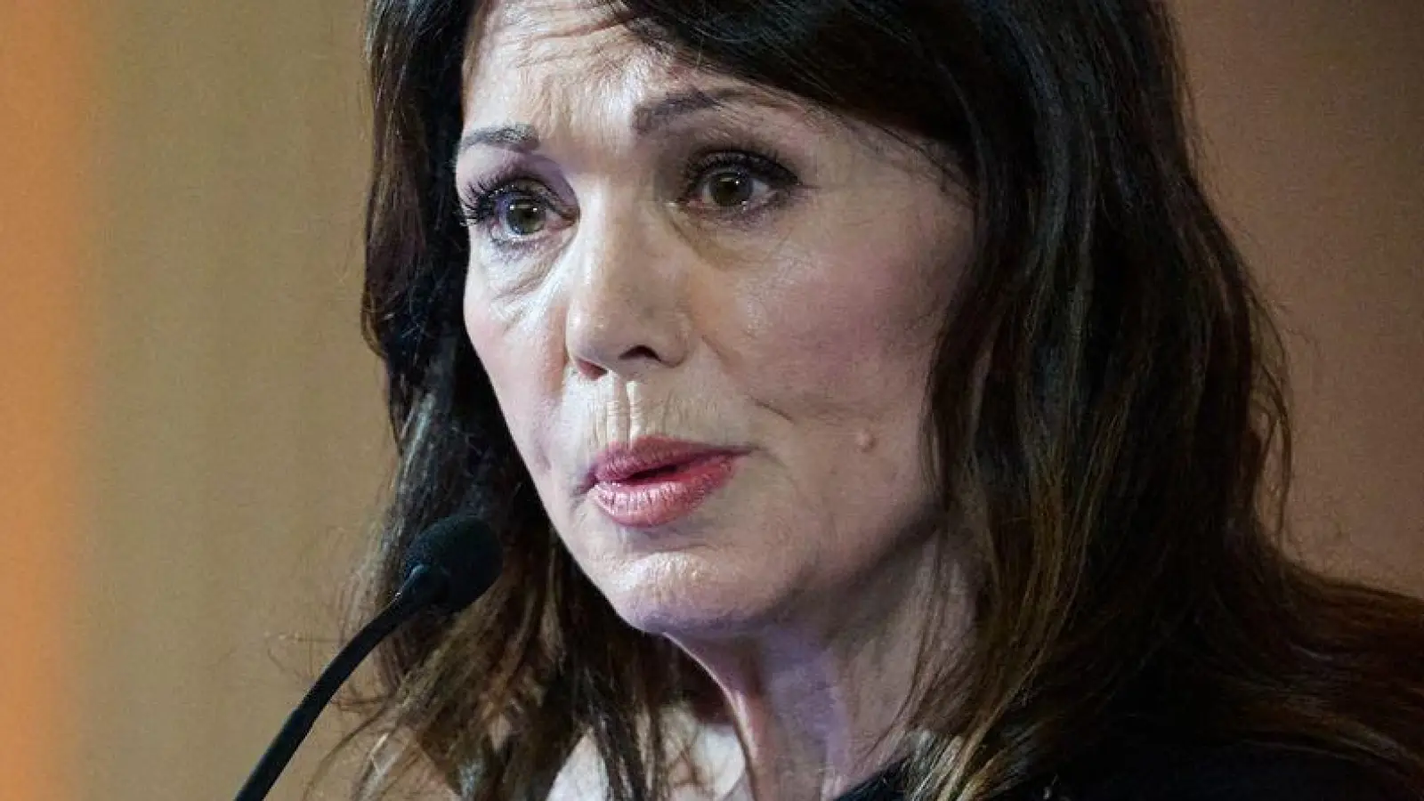 Bereits als junge Frau reiste Berben das erste Mal nach Israel. (Foto: Sebastian Christoph Gollnow/dpa)