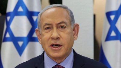 Ein weiterer Rückschlag für Premier Netanjahu: Israels Oberstes Gericht hat ein Kernelement der umstrittenen Justizreform gekippt. (Foto: Abir Sultan/Pool EPA/AP/dpa)