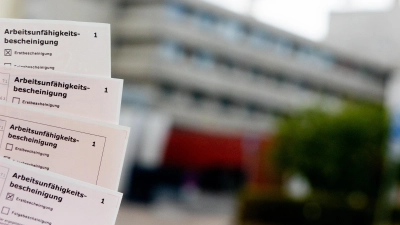 ANregiomed geht seit einigen Monaten sehr kompromisslos gegen alle vor, die länger als sechs Wochen krankgeschrieben sind. Mit den Diagnosen hält sich der Klinikverbund dabei nicht lange auf. (Symbolbild: Evi Lemberger)