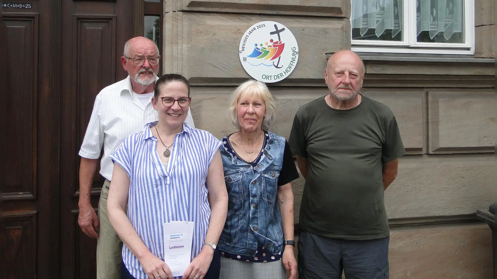 Neues Leitungsteam (von links): Armin Schöbel, Sonja Gruber, Sylvia Frauenschläger und Wilhelm Grypa. Weiteres Team-Mitglied ist Alexander Tan, der beim Pressetermin fehlte. (Foto: Winfried Vennemann)