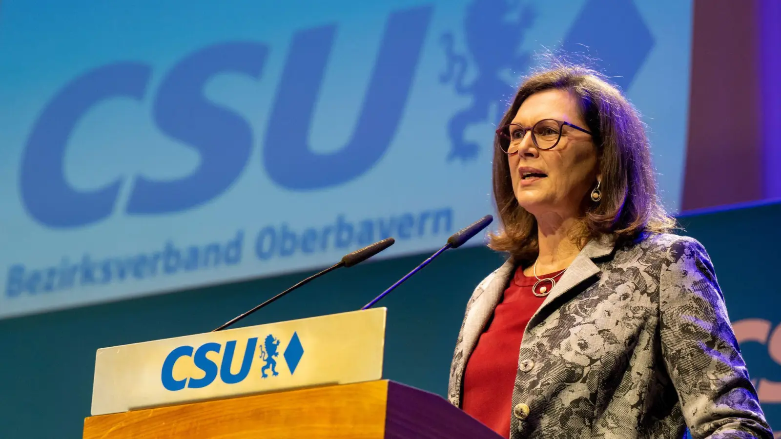 Ilse Aigner führt seit vielen Jahren den CSU-Bezirksverband Oberbayern. (Archivbild)  (Foto: Peter Kneffel/dpa)