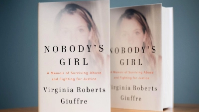 In den Memoiren des Epstein-Opfers Virginia Giuffre sind erschütternde Details über den sexuellen Missbrauch durch Jeffrey Epstein und seine Mittäter zu lesen. (Handout) (Foto: James Manning/PA Wire/dpa)