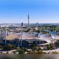 Wird schon jetzt zukunftsfit gemacht - aber reicht das? Das Münchner Olympiastadion. (Foto: Sven Hoppe/dpa)