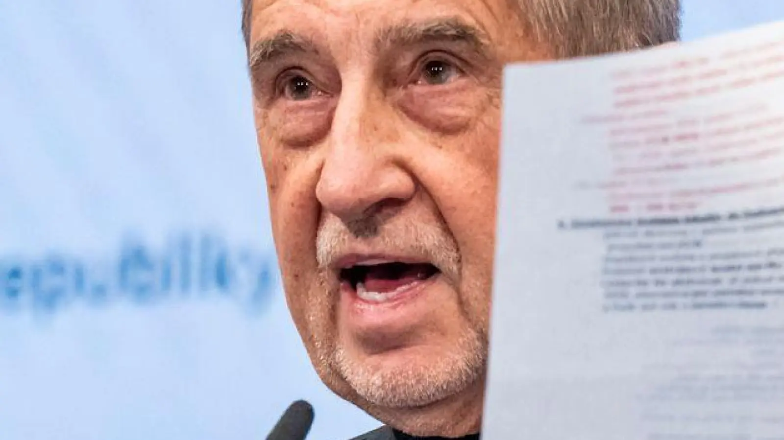 Tschechiens Ministerpräsident Babis steht vor erster Bewährungsprobe.  (Foto: Šimánek Vít/CTK/dpa)