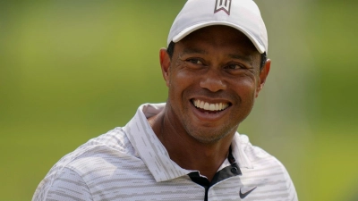 Auch Golf-Superstar Tiger Woods ist bei der PGA Championship in Tulsa am Start. (Foto: Eric Gay/AP/dpa)