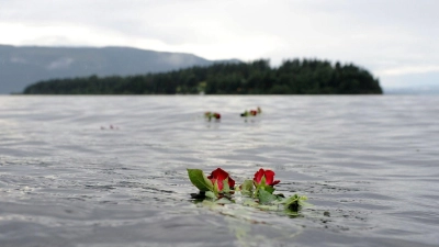 Das Massaker auf der Sommerinsel Utøya hat Norwegen für immer verändert. (Archivbild) (Foto: Jörg Carstensen/dpa)