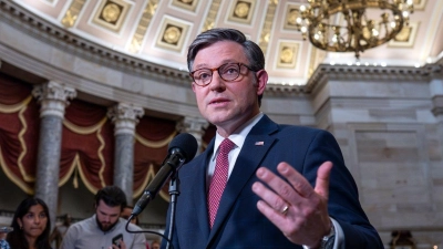 Den Vorsitzenden des Repräsentantenhauses, Mike Johnson, könnte die Abstimmung über die Ukraine-Hilfen den Job kosten. (Foto: J. Scott Applewhite/AP)