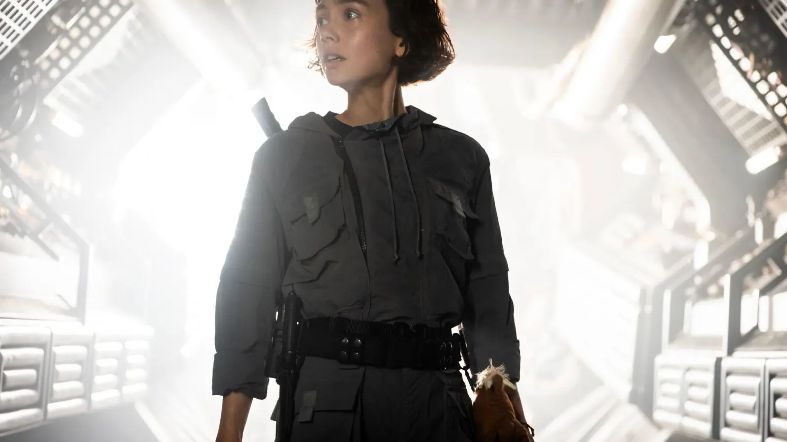 Sydney Chandler spielt Wendy. (Foto: -/Disney+/dpa)