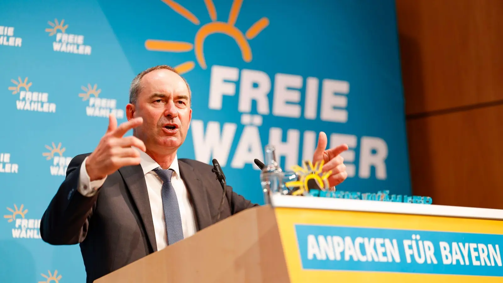 Hubert Aiwanger (Freie Wähler), Wirtschaftsminister von Bayern und Parteichef der Freien Wähler. (Foto: Daniel Löb/dpa)