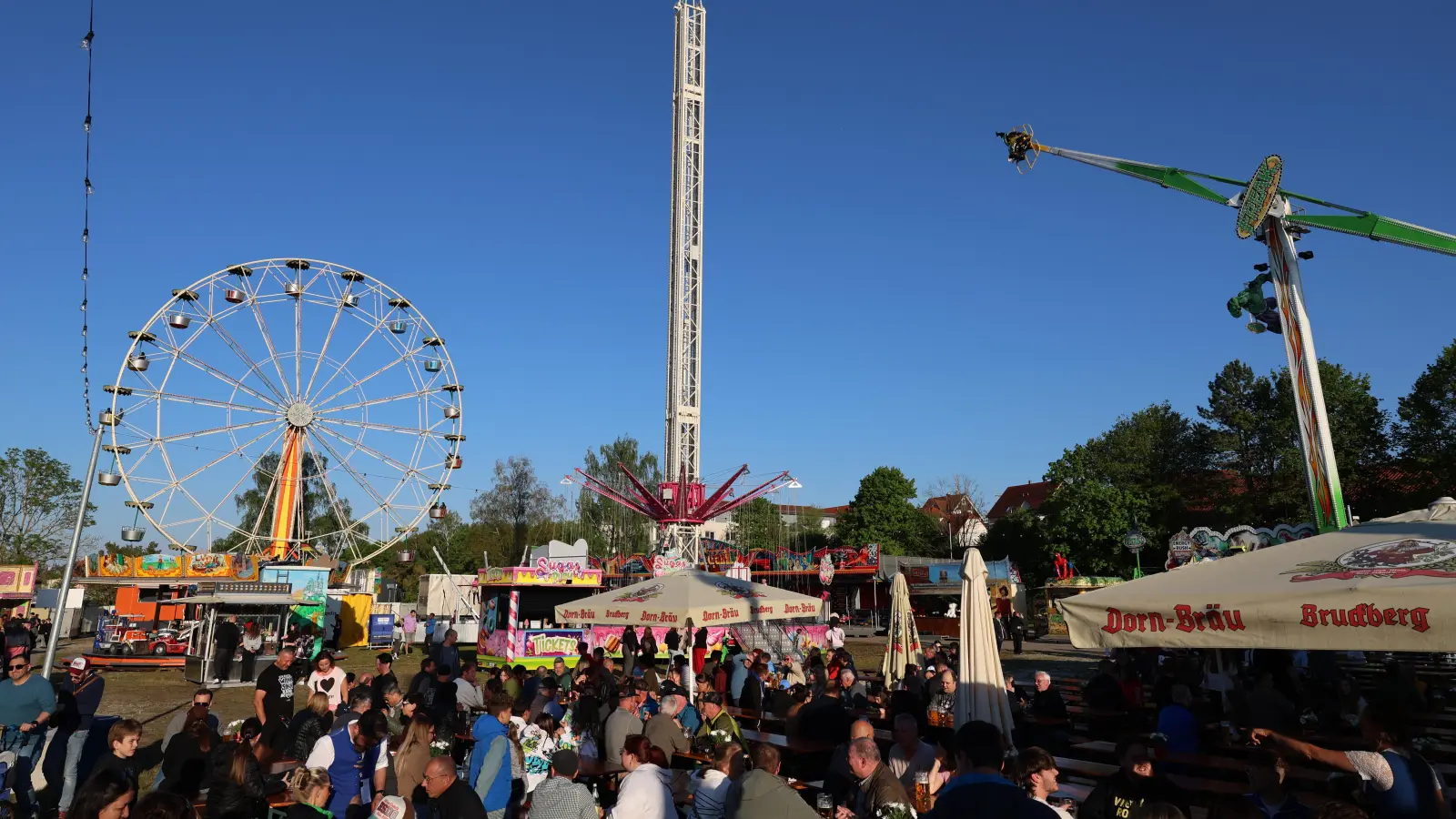 Zum zweiten Mal hat das Ansbacher Frühlingsfest auf dem ehemaligen Messegelände stattgefunden. Aus Sicht der Verantwortlichen hat sich der Umzug bewährt. (Foto: Zeynel Dönmez)