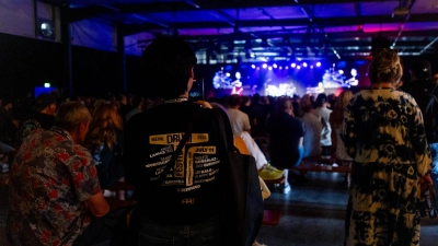 Volle Halle: Die Hauptbühne des Drum-Festivals ist bei den Konzerten immer gut besucht. (Foto: Evi Lemberger)