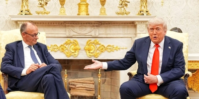 Donald Trump und Friedrich Merz absolvierten einen ruhigen Presseauftritt. Dabei kam die Sprache auch auf in Deutschland stationierte US-Soldaten. (Foto: Michael Kappeler/dpa)