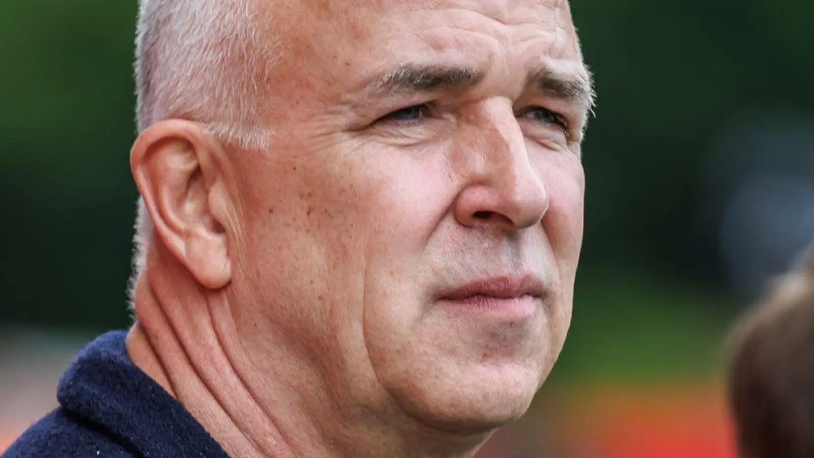 Union-Präsident Dirk Zingler distanziert sich klar von den rassistischen Rufen eines Fans. (Foto: Andreas Gora/dpa)