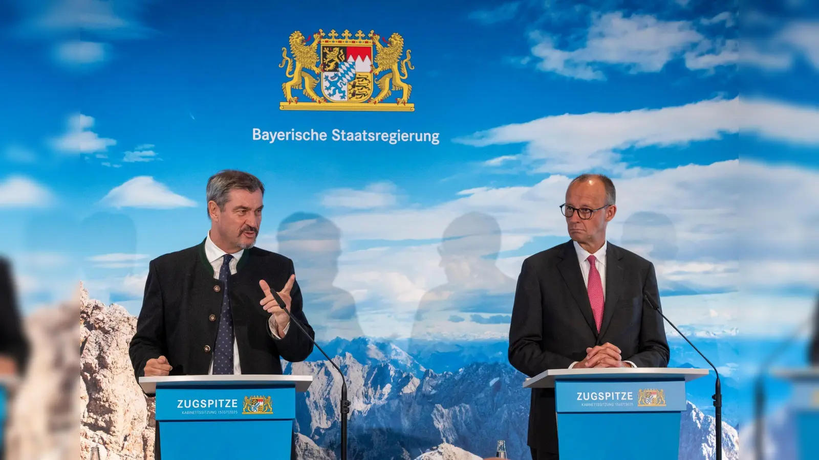 Auch der Kanzler will eine Lösung für den Brenner-Transit. (Foto: Peter Kneffel/dpa)