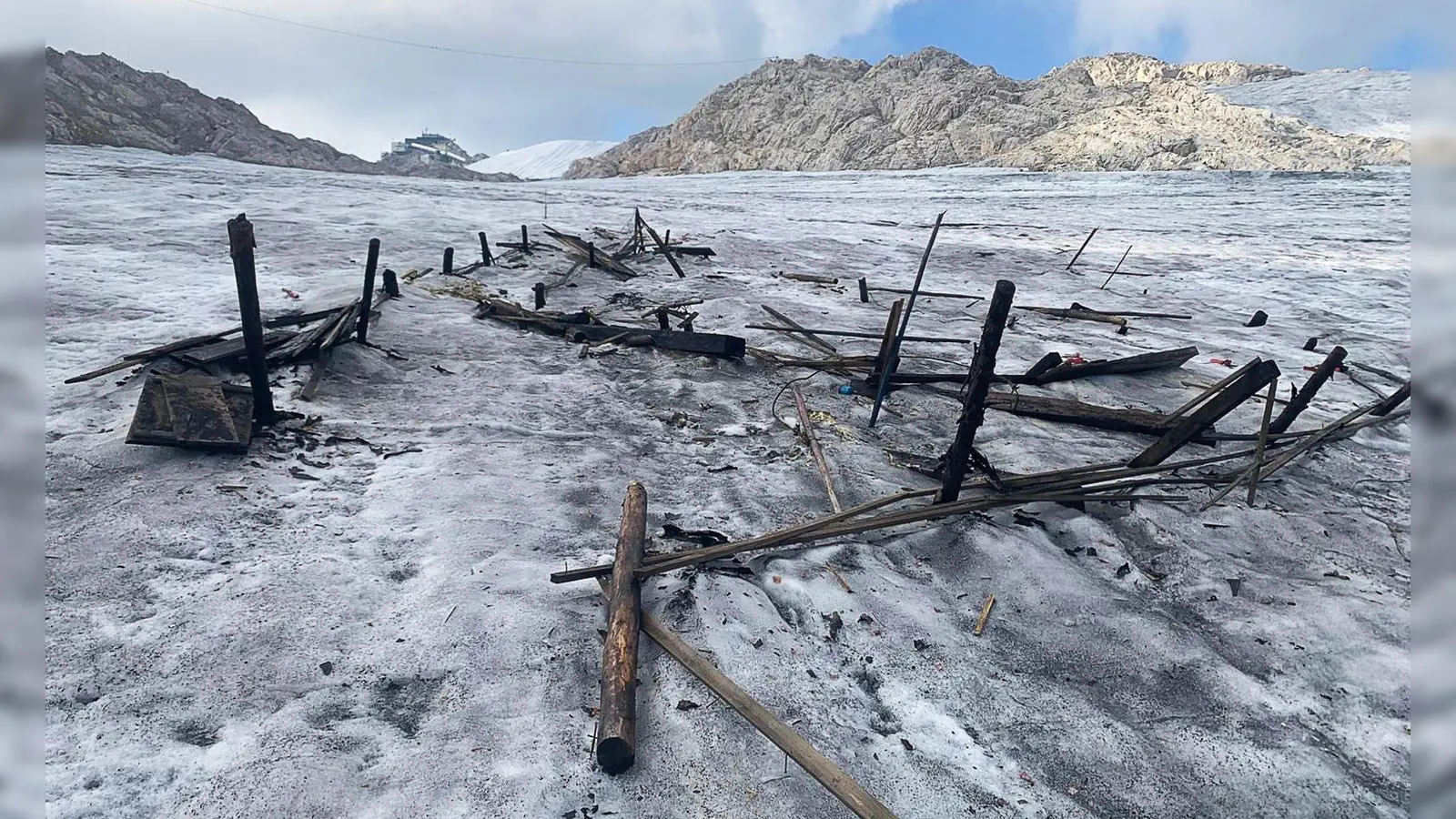 Der Lift ruhte jahrzehntelang im Eis. (Foto: Alex Seebacher/Dachstein Gletscherbahn Ramsau/dpa)