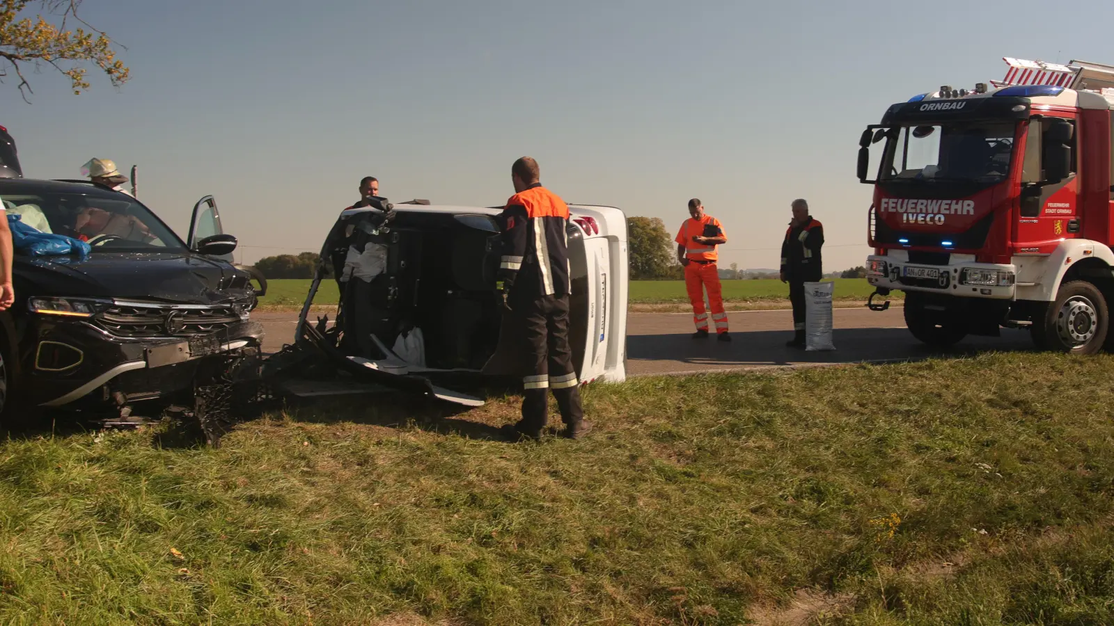 Zu einem Zusammenstoß zwischen zwei Autos ist es am Mittwoch bei Ornbau gekommen. (Foto: NEWS5 / Markus Zahn)