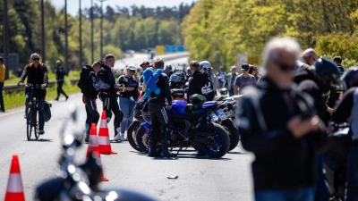 Alljährlich versammelt sich am 1. Mai eine fünfstellige Zahl von Motorradfahrern in Nürnberg. (Foto: News5 / David Oßwald/NEWS5/dpa)