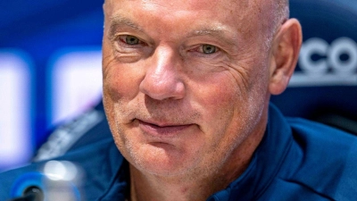 Uwe Rösler ist neuer Trainer beim VfL Bochum. (Foto: David Inderlied/dpa)