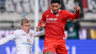 Heidenheim und Mainz lieferten sich im letzten Spiel des 32. Spieltags eine umkämpfte Partie. (Foto: Harry Langer/dpa)