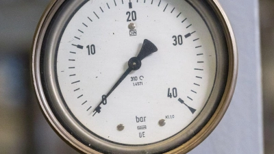 Bayerische Gasspeicher müssen nach Meinung von Wirtschaftsminister Hubert Aiwanger (Freie Wähler) erhalten werden. (Archivbild) (Foto: Peter Kneffel/dpa)