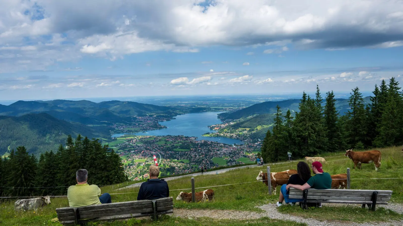Wird das Tegernseer Tal zum „Tal der Superreichen“? (Foto: Stefan Puchner/dpa)