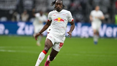 Yan Diomande verlässt RB Leipzig nach einem Jahr schon wieder. (Archivbild) (Foto: Florian Wiegand/dpa)