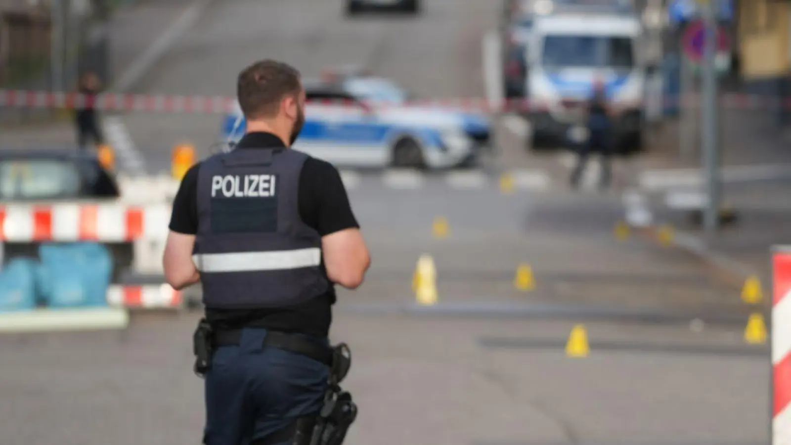 Ein 34-jähriger Polizist war vor einer Woche bei einem Einsatz gestorben. (Archivbild) (Foto: Patrick von Frankenberg/dpa)