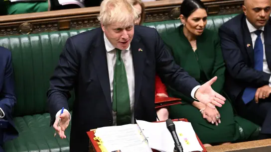 Der britische Premierminister Boris Johnson bei einer Fragestunde im britischen Unterhaus in London. (Foto: Uk Parliament/Jessica Taylor/PA Media/dpa)