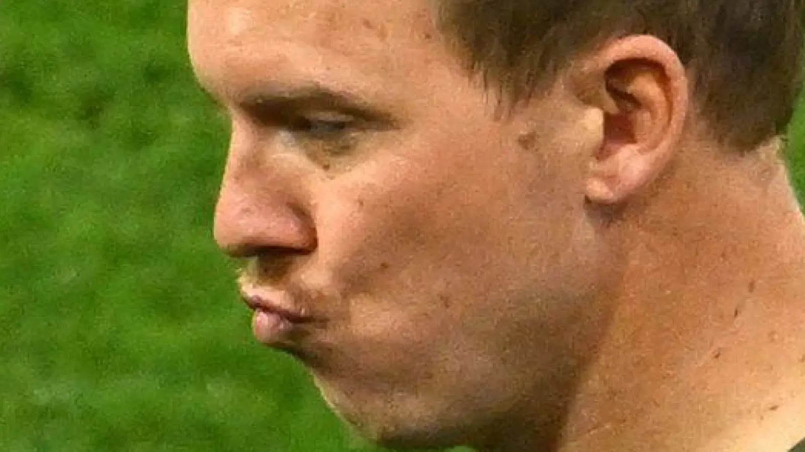 Julian Nagelsmann könnte bei der WM gleich gegen ein Top-Team gefordert sein.  (Foto: Peter Kneffel/dpa)