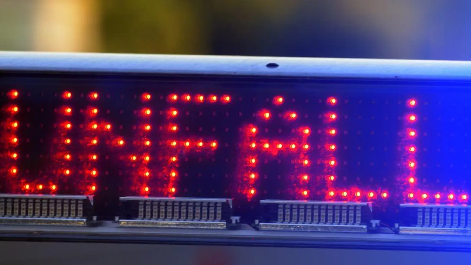 Die 16 Jahre alte Fahrerin hatte nicht den nötigen Führerschein für das Microcar. (Symbolbild) (Foto: Stefan Puchner/dpa)