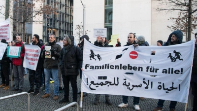 Über den Familiennachzug für Geflüchtete wird seit Jahren gestritten. (Archivfoto) (Foto: Bernd von Jutrczenka/dpa)