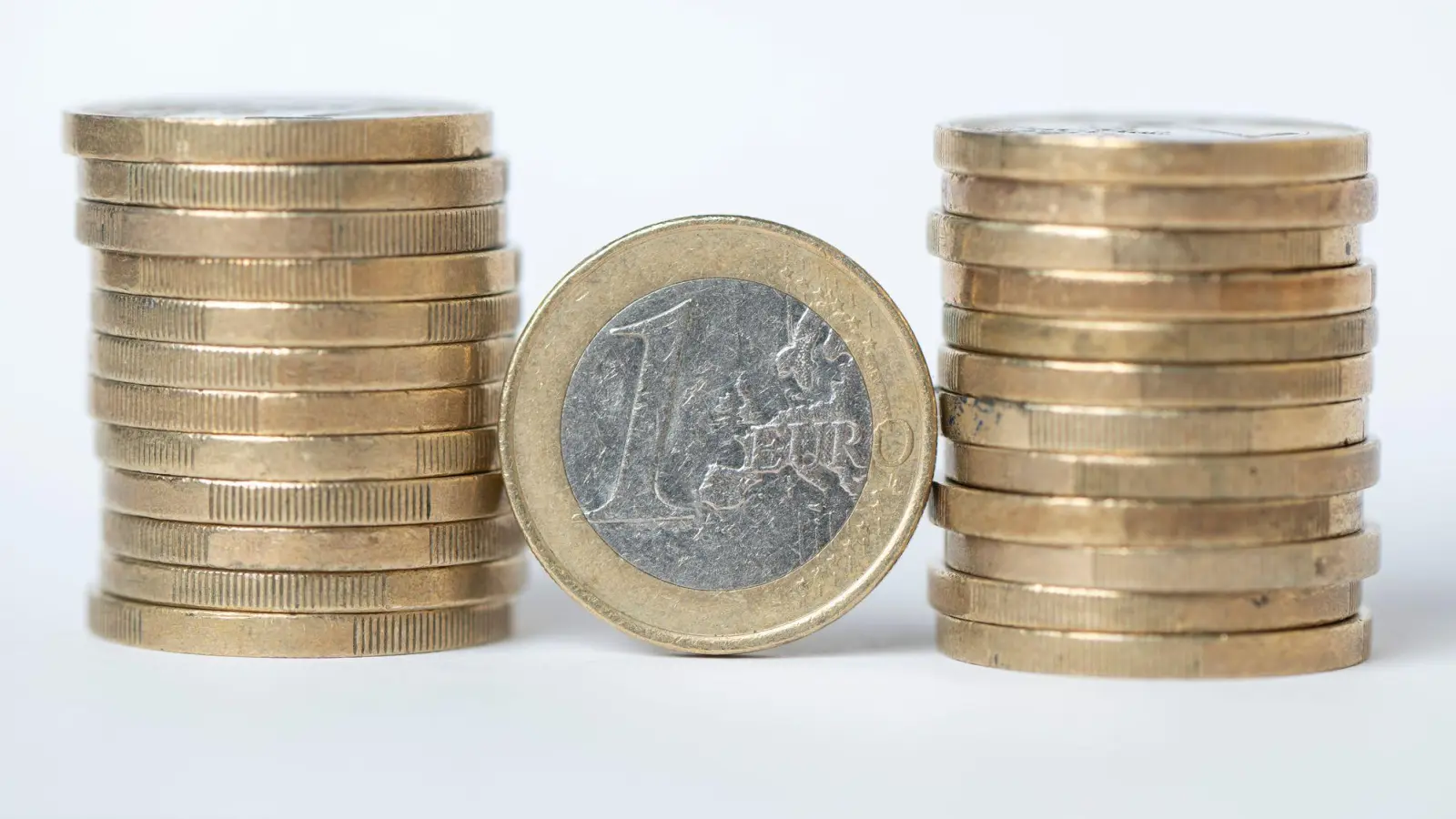 Die Bayerische Versorgungskammer leidet unter hohen Verlusten bei Immobilien in den USA. (Symbolbild) (Foto: Sebastian Kahnert/dpa)