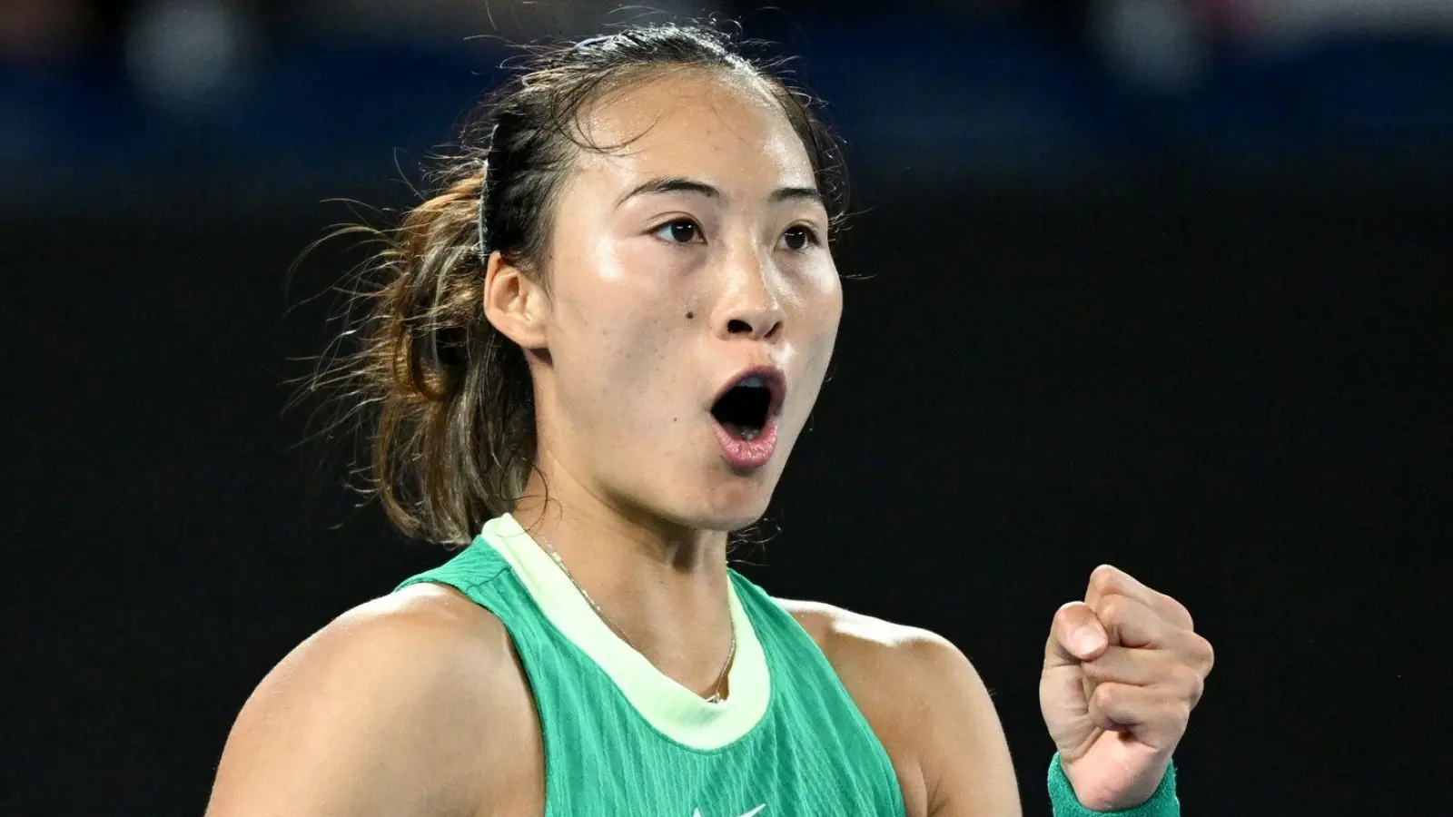 Steht bei den Australian Open im Finale: Qinwen Zheng. (Foto: Joel Carrett/AAP/dpa)