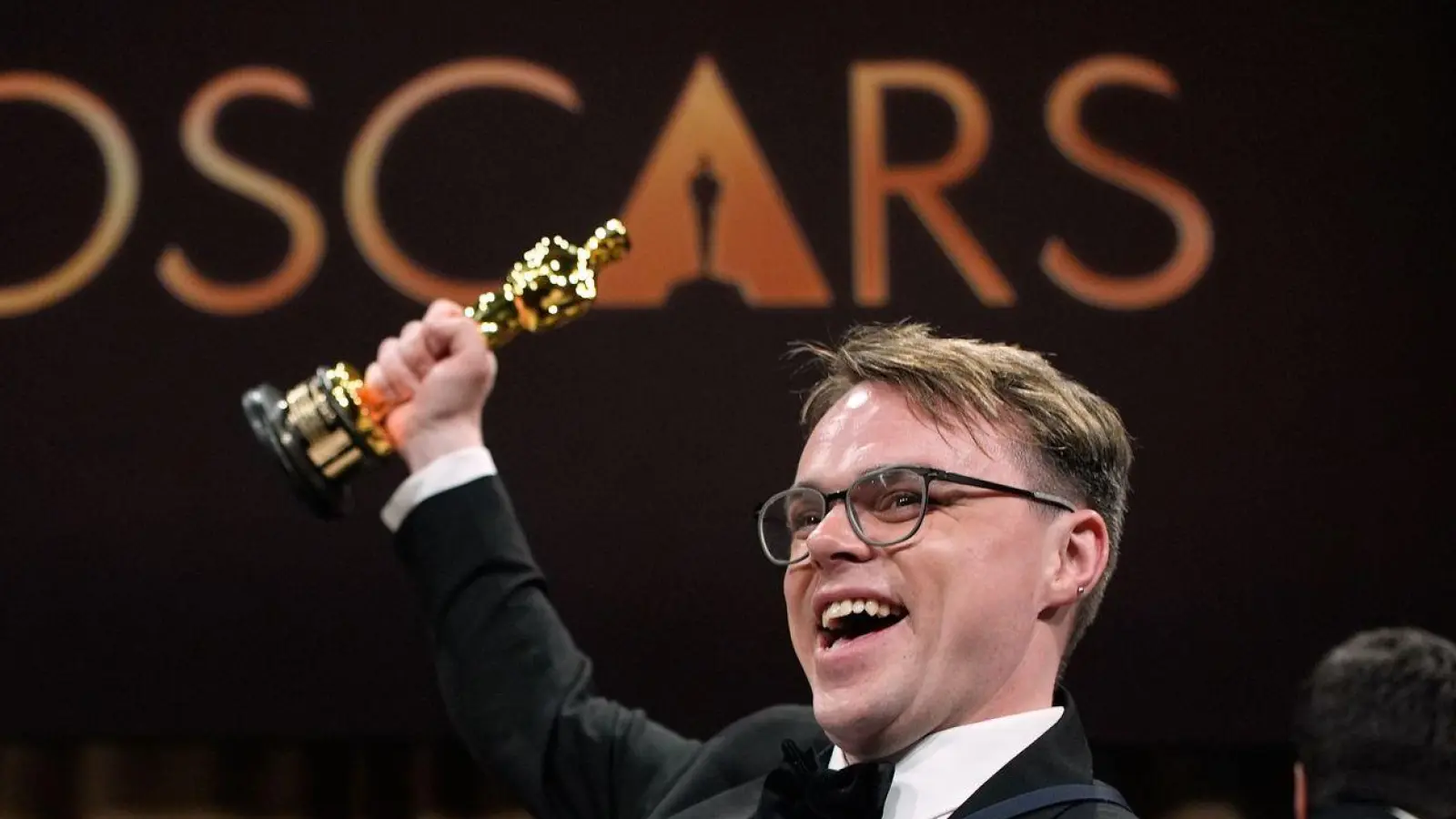 Pawel Talankin, Gewinner des Oscars für den Dokumentarfilm für „Mr. Nobody against Putin“ (Deutsch: „Ein Nobody gegen Putin“) wird in seiner Heimat angefeindet. (Archivbild) (Foto: John Locher/Invision/AP/dpa)