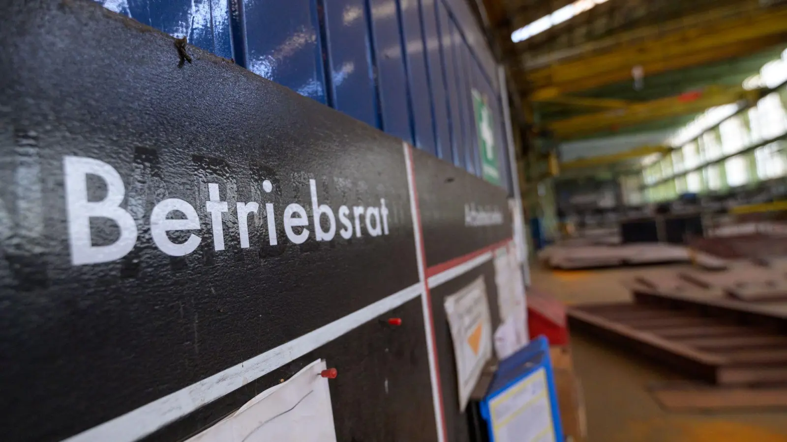 Ab 1. März werden in zehntausenden Betrieben die Arbeitnehmervertretungen neu gewählt. (Archivbild) (Foto: Jonas Walzberg/dpa)