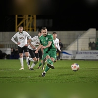 Abwehrspieler beim TSV 1860 und Elfmeterschütze bei der SpVgg Ansbach: Eric Weeger.  (Foto: Martin Rügner)
