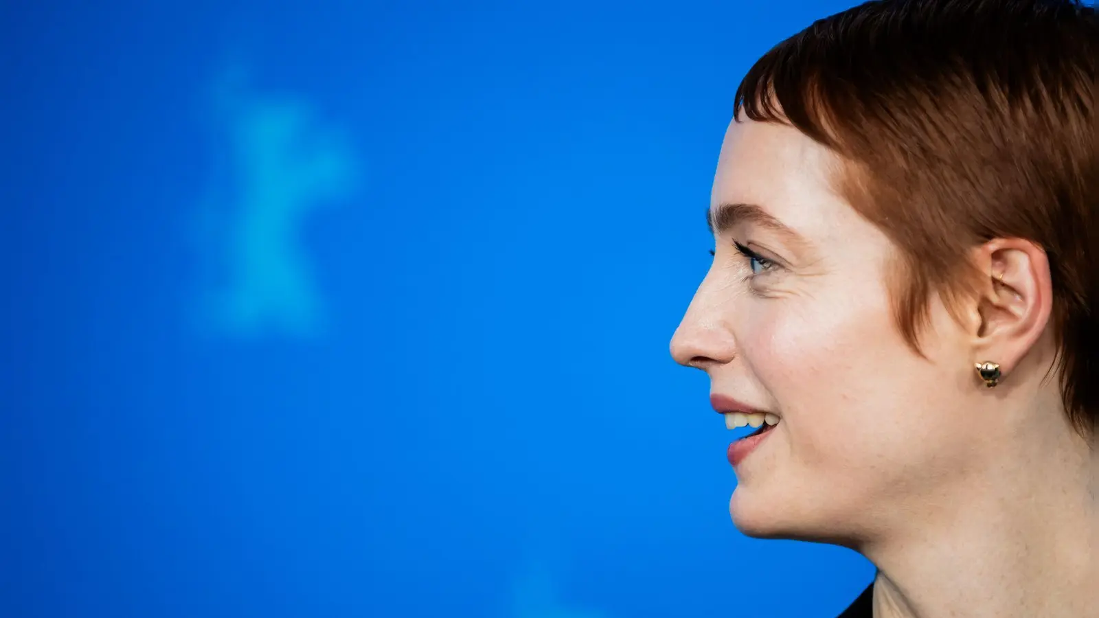 Benesch spielt in der Hauptrolle eine Pflegefachfrau. (Archivbild) (Foto: Christoph Soeder/dpa)