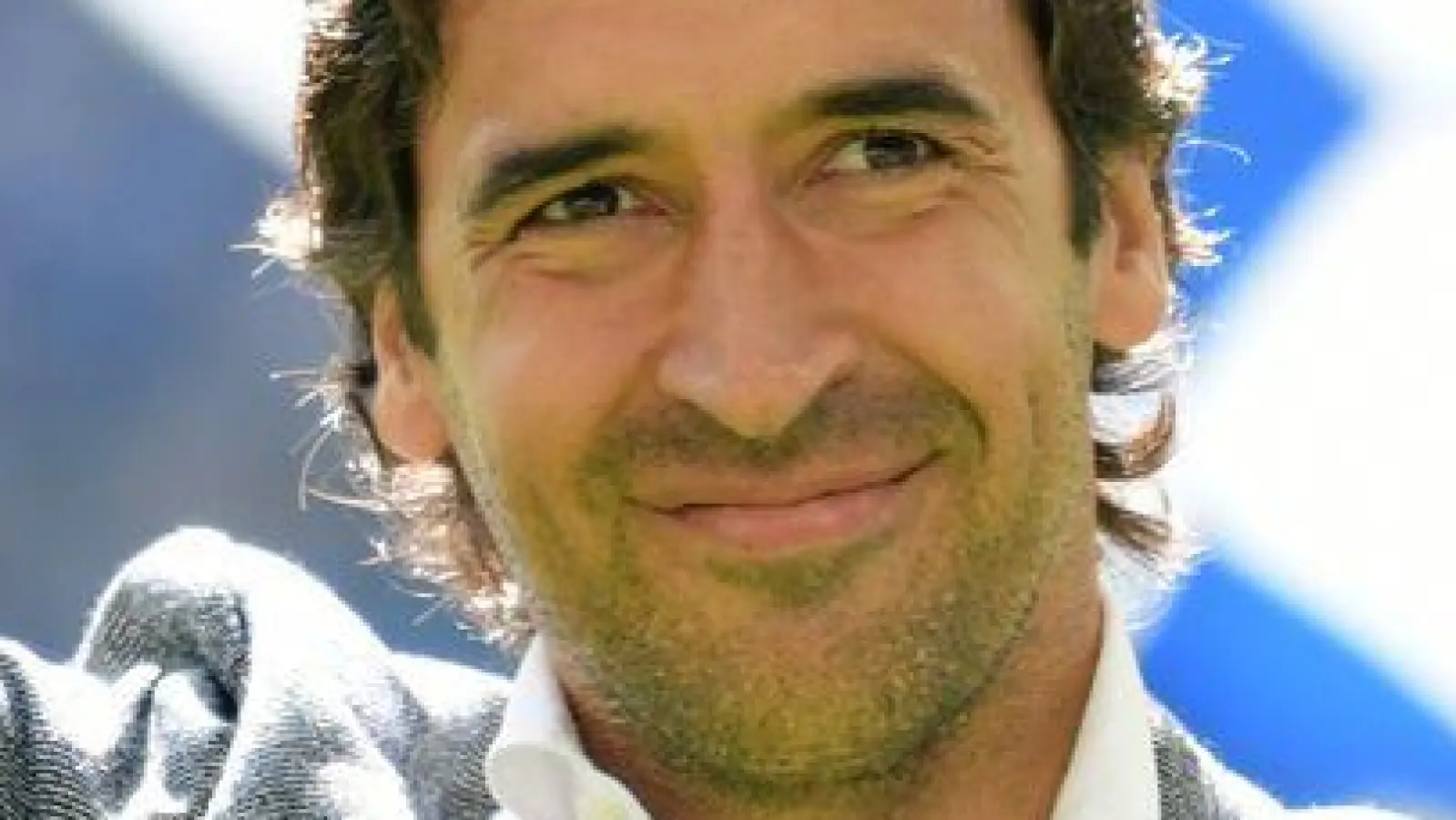 Sein Name wird mit Borussia Mönchengladbach in Verbindung gebracht: Ex-Schalke-Star Raúl (Archivbild) (Foto: Ina Fassbender/dpa)