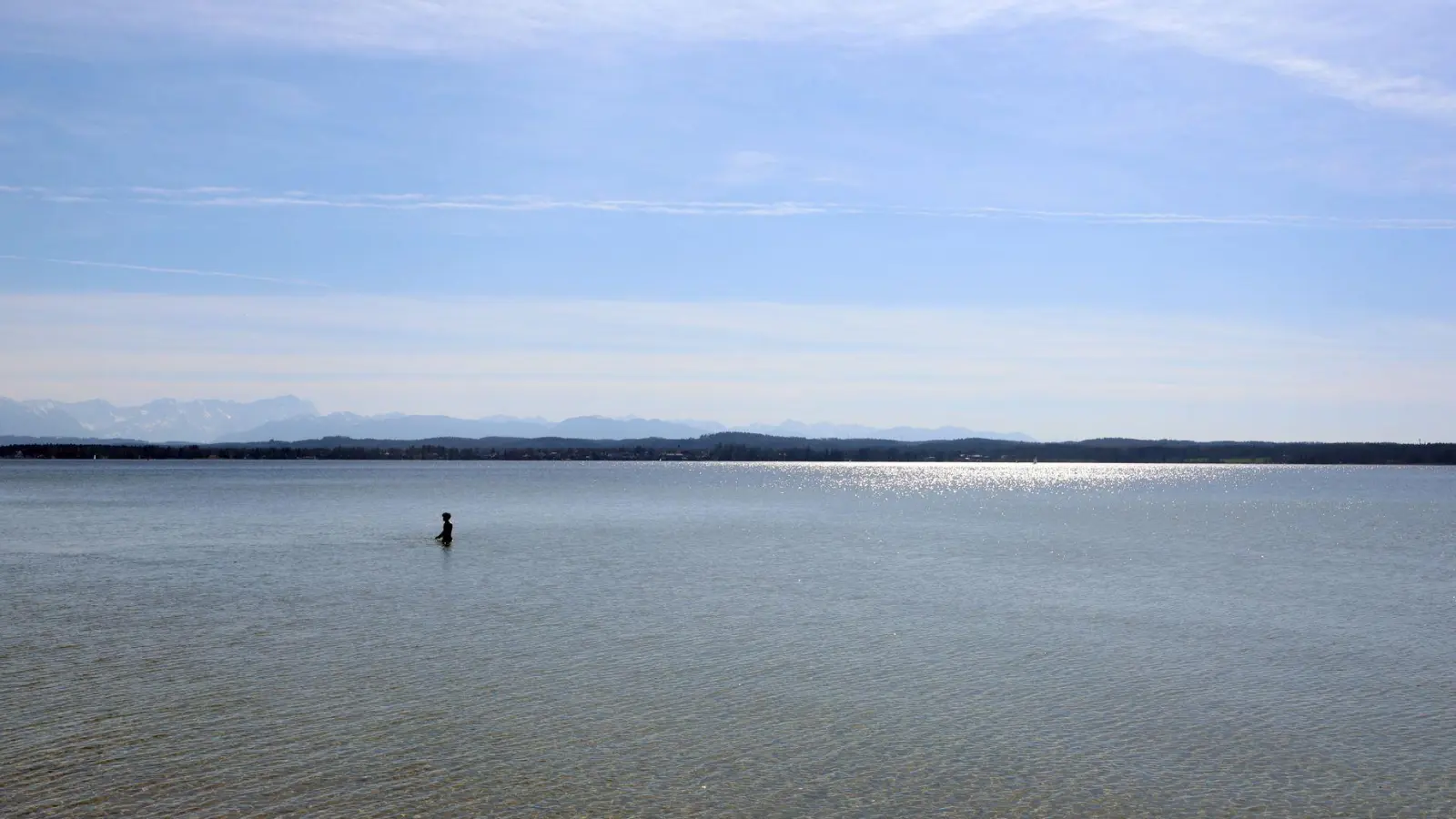 Am Starnberger See wurde die Frau angefahren.  (Foto: Karl-Josef Hildenbrand/dpa)