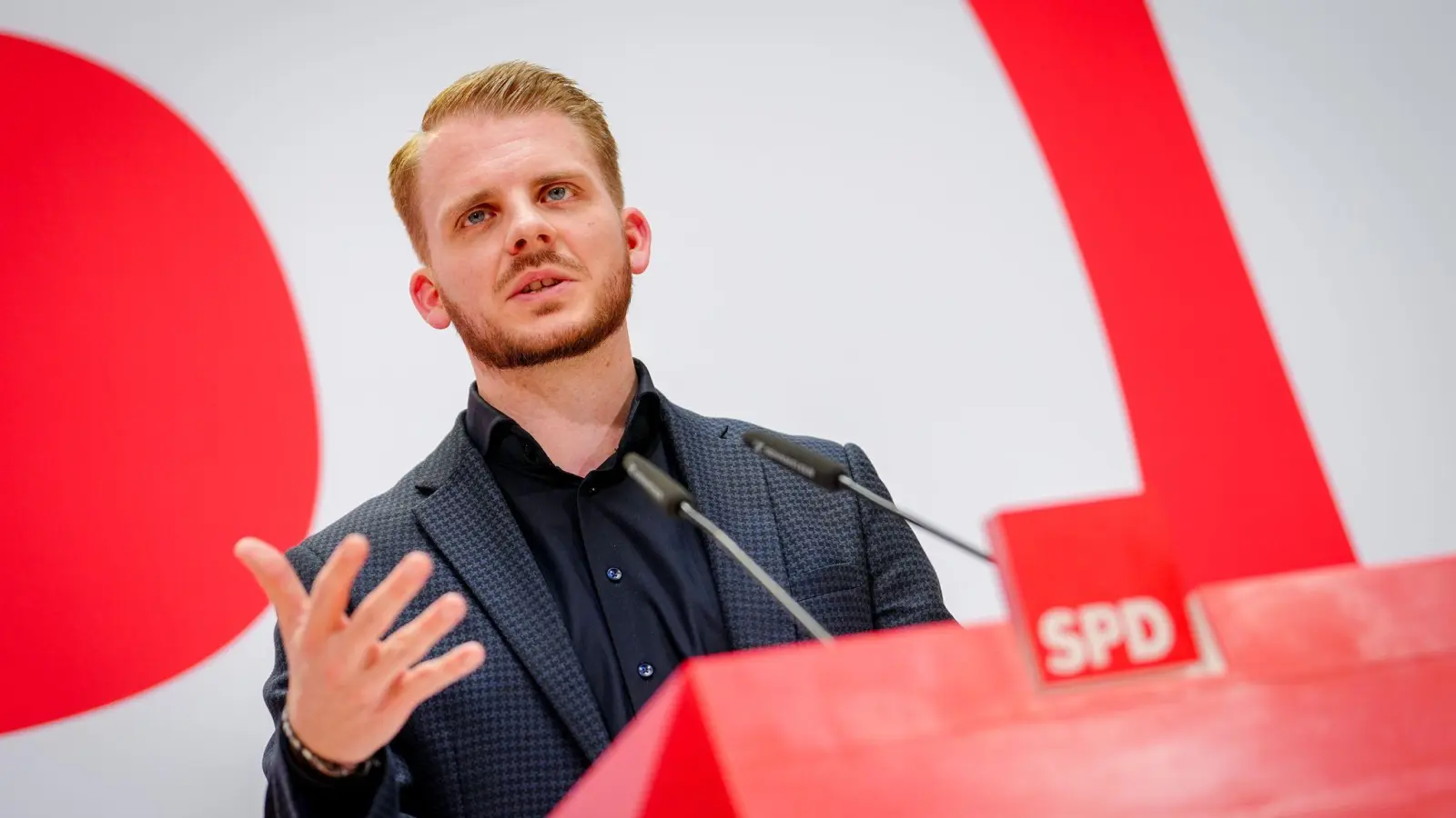 Ende Juni soll Tim Klüssendorf zum SPD-Generalsekretär gewählt werden.  (Foto: Kay Nietfeld/dpa)