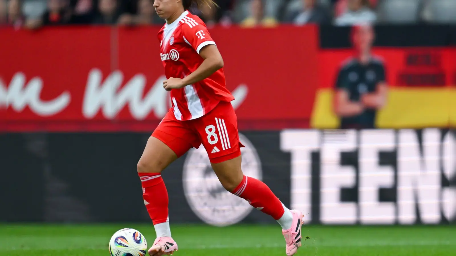 Traf zum zwischenzeitlichen Ausgleich für den FC Bayern München: Lena Oberdorf. (Foto: Sven Hoppe/dpa)