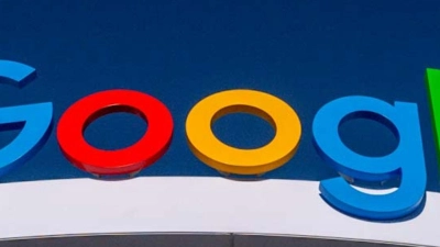 Google muss wegen Fehlern in KI-Überblicken Spott im Netz über sich ergehen lassen. (Foto: Andrej Sokolow/dpa)