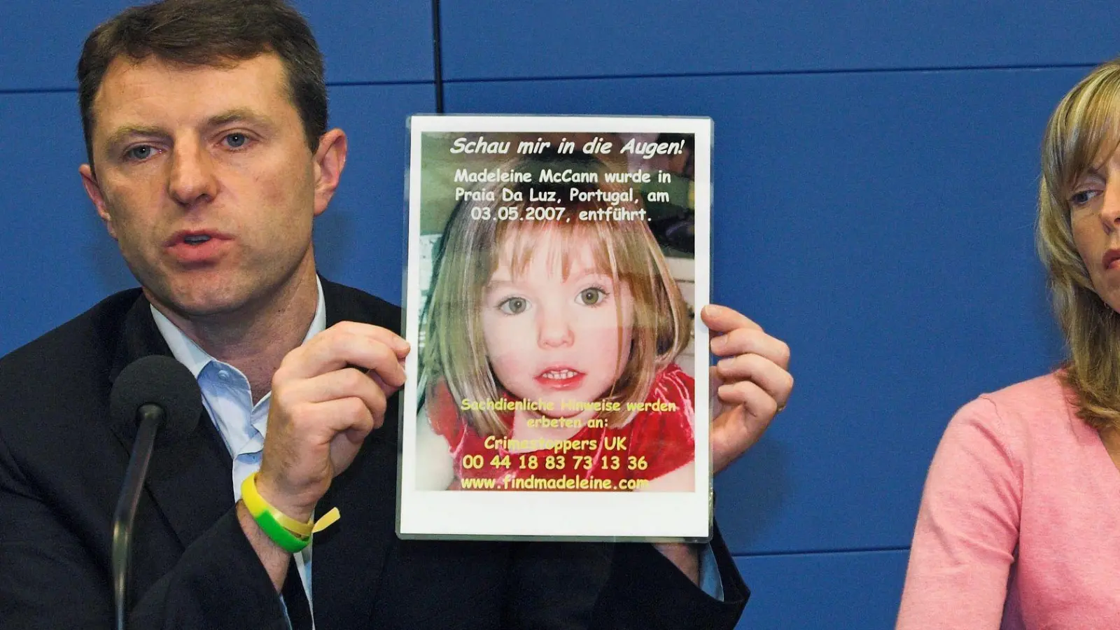 Maddies Eltern wollen die Hoffnung nicht aufgeben, dass ihre Tochter lebt. (Archivbild) (Foto: Sven Kaestner/AP/dpa)