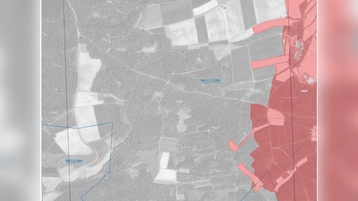 Rote Gebiete bei Lerchenhöchstadt (Markt Taschendorf). Äcker, die zu 20 Prozent im roten Gebiet liegen, sind ganz betroffen. (Quelle: StMELF)