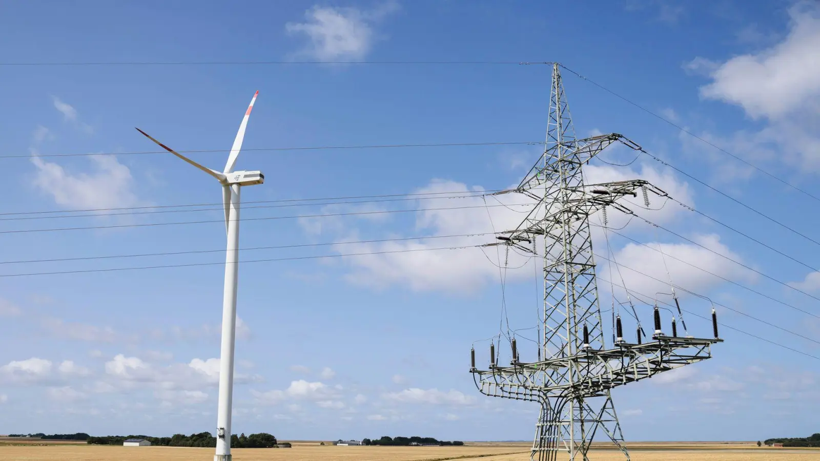 Bereits vor der Veröffentlichung eines Monitorings zum Stand der Energiewende gibt es viel Kritik. (Symbolbild) (Foto: Frank Molter/dpa)