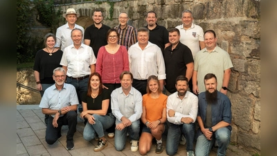 Zwölf Männer und vier Frauen nominierte das Diespecker Bürgerforum für die Kommunalwahlen 2026 sowie zusätzlich einen Ersatzkandidaten.  (Foto: privat)