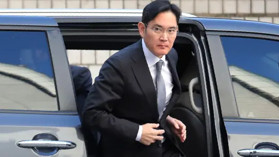 Lee Jae Yong, Vizevorsitzender von Samsung Electronics, wurde von Südkoreas Präsident Yoon Suk Yeol begnadigt. (Foto: Ahn Young-Joon/AP/dpa)