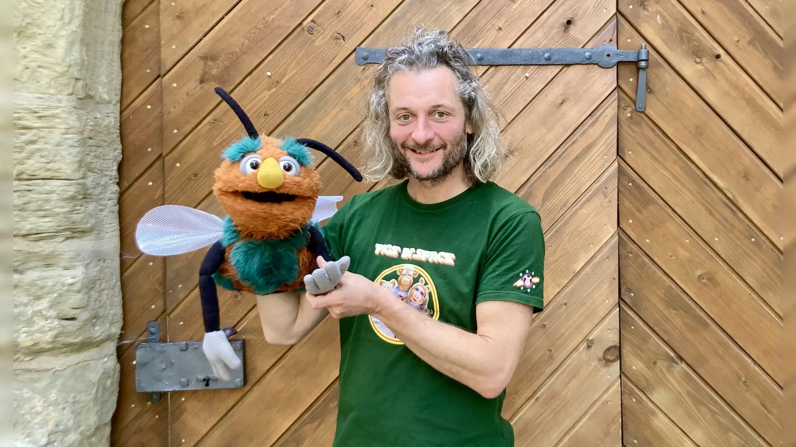 Peter Neutzling steht in dieser Spielzeit am Toppler-Theater in „Jeeps” auf der Bühne. Im Stück „Mücke macht Picknick” können ihn ab Sonntag, 28. Juni, aber auch die ganz jungen Theatergäste erleben.  (Foto: Corinna Müller)